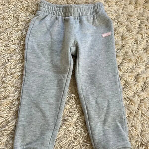Levi’s sweatpants. Size 3-4Y